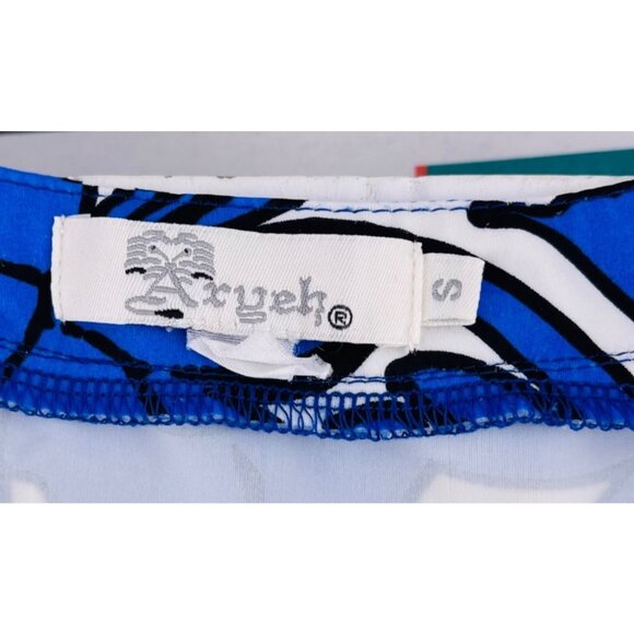 Aiyah Women's Floral Sleeveless Swing Dress Size Small Blue & White - Picture 2 of 5